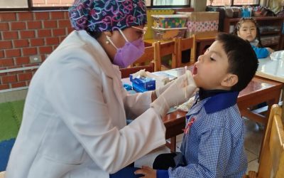 Tandverzorgingscampagne bij SOS Kinderdorpen in Arequipa